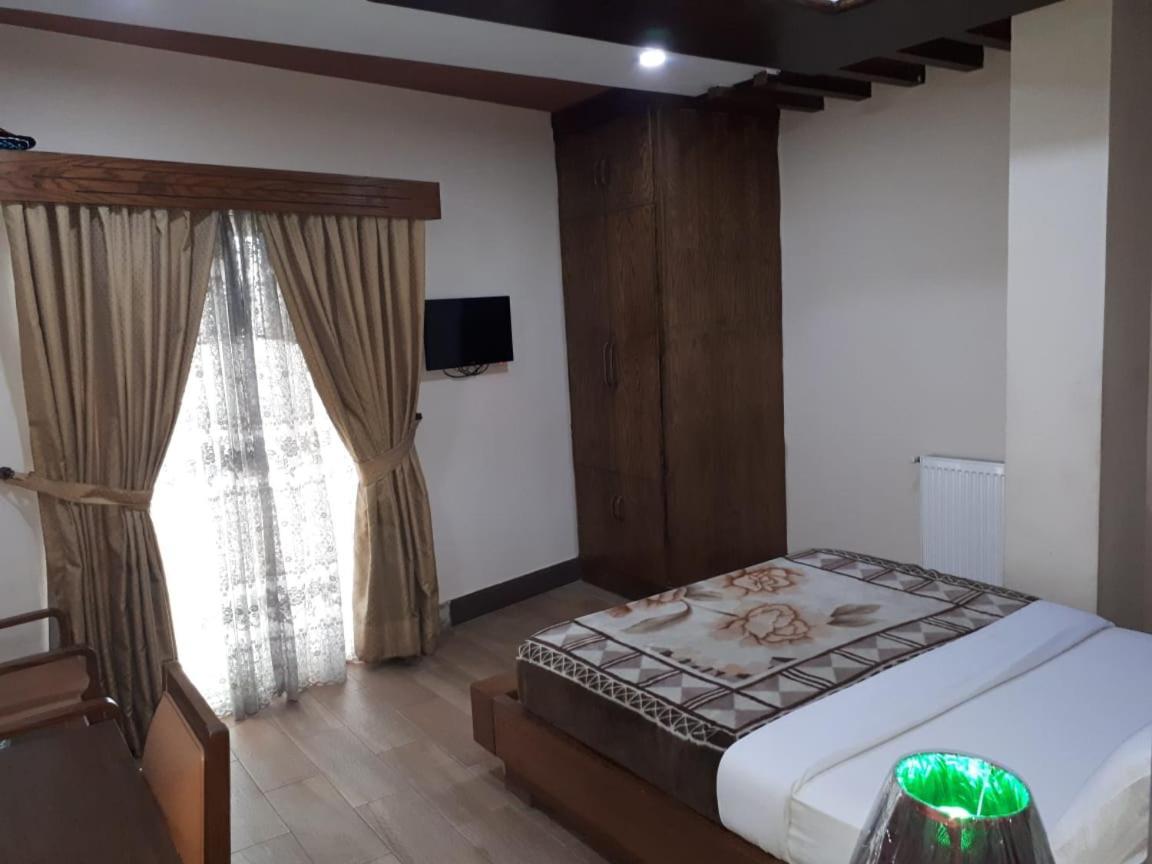 Midtown Hotel Rawalpindi Dış mekan fotoğraf