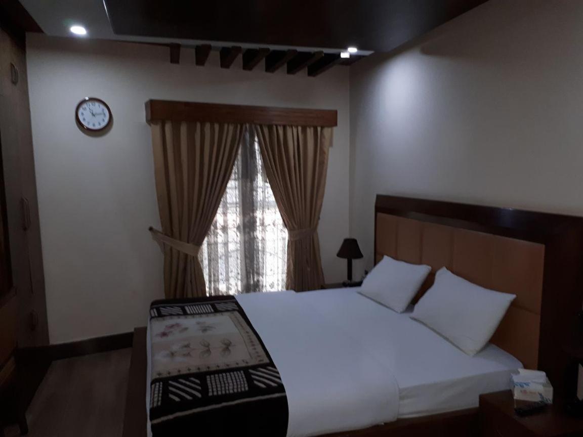 Midtown Hotel Rawalpindi Dış mekan fotoğraf