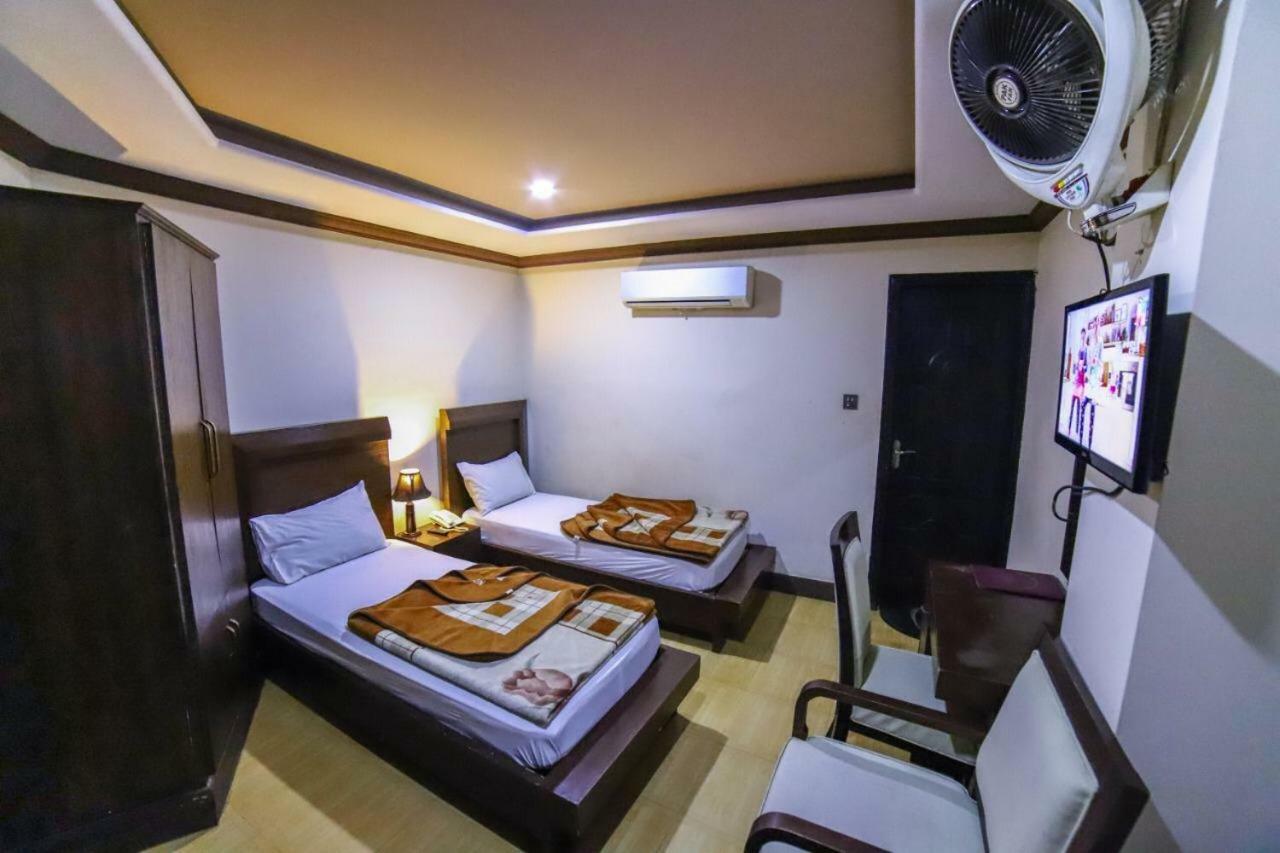 Midtown Hotel Rawalpindi Dış mekan fotoğraf